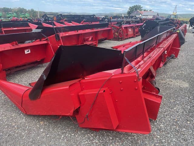 Image of Case IH 1083 equipment image 1