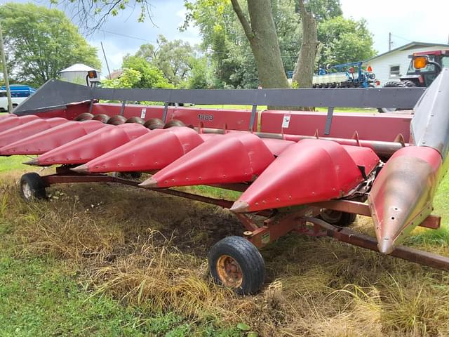 Image of Case IH 1083 equipment image 1