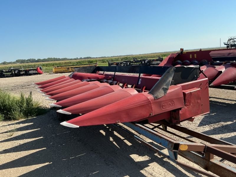 Case IH 1083 Equipment Image0