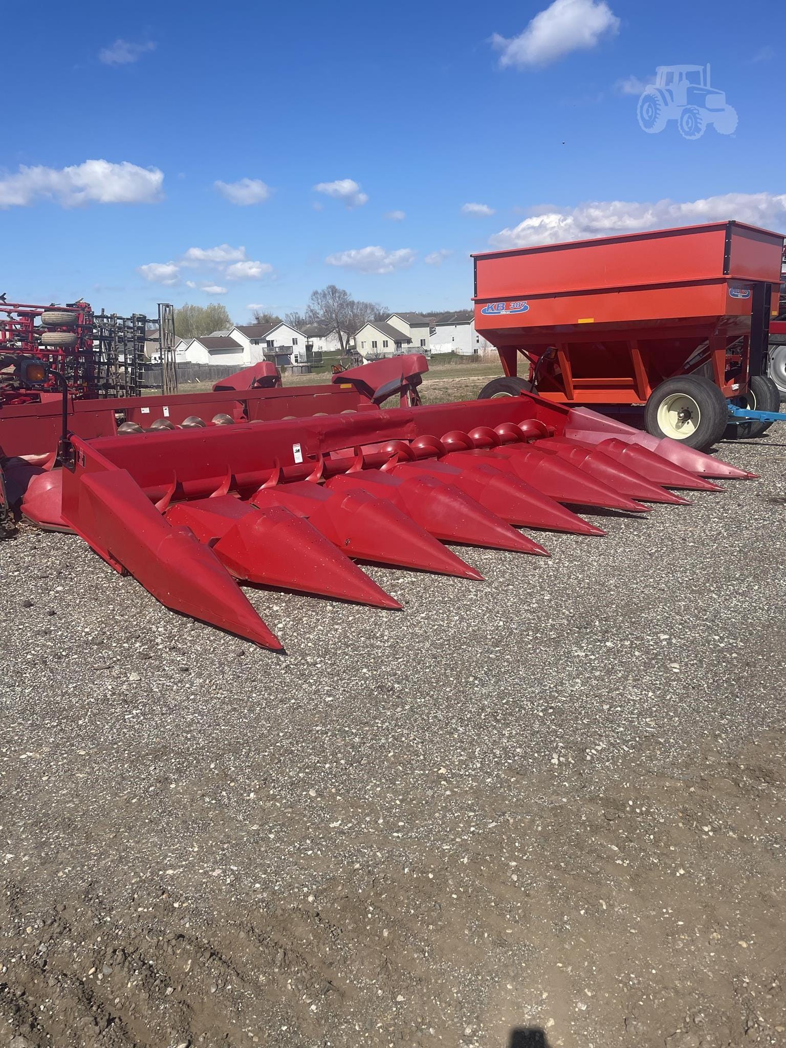 Case IH 1083 Equipment Image0