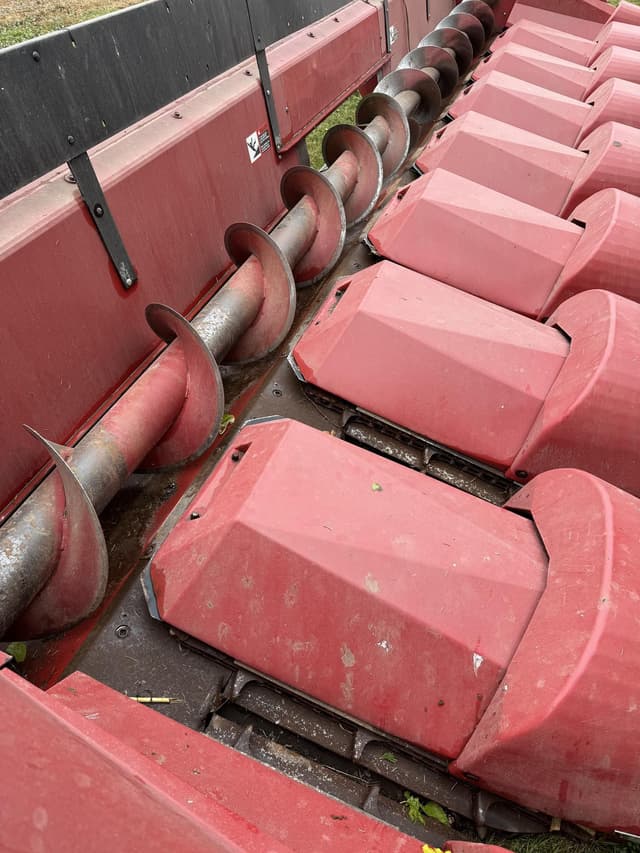 Image of Case IH 1083 equipment image 2