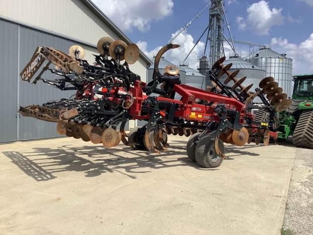 Image of Case IH Ecolo-Tiger 875 equipment image 1
