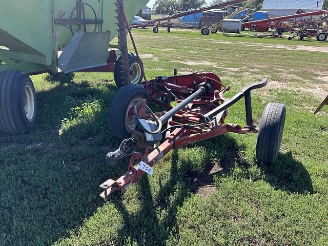 Image of Case IH 1100 equipment image 2