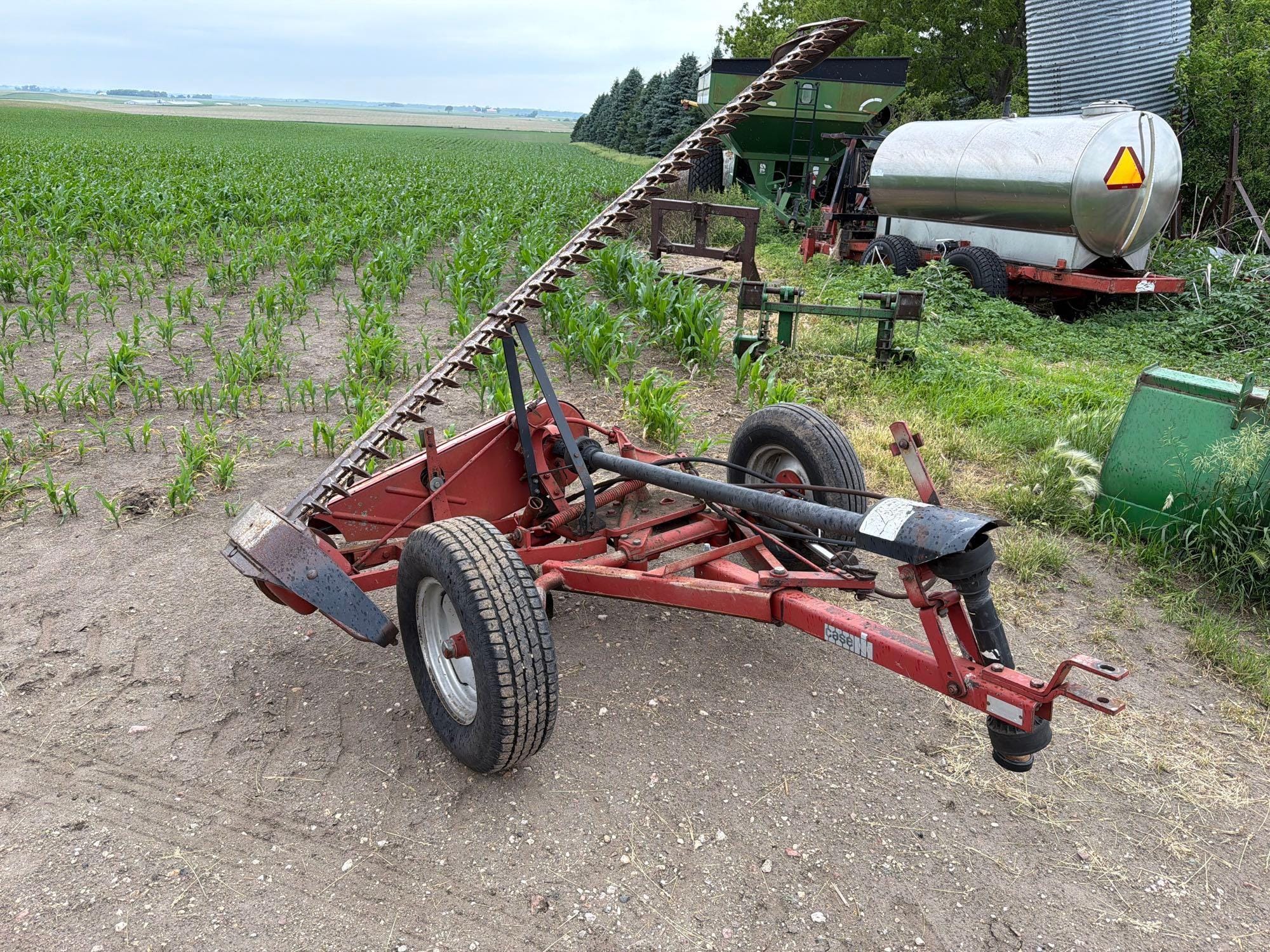 Case IH 1100 Equipment Image0