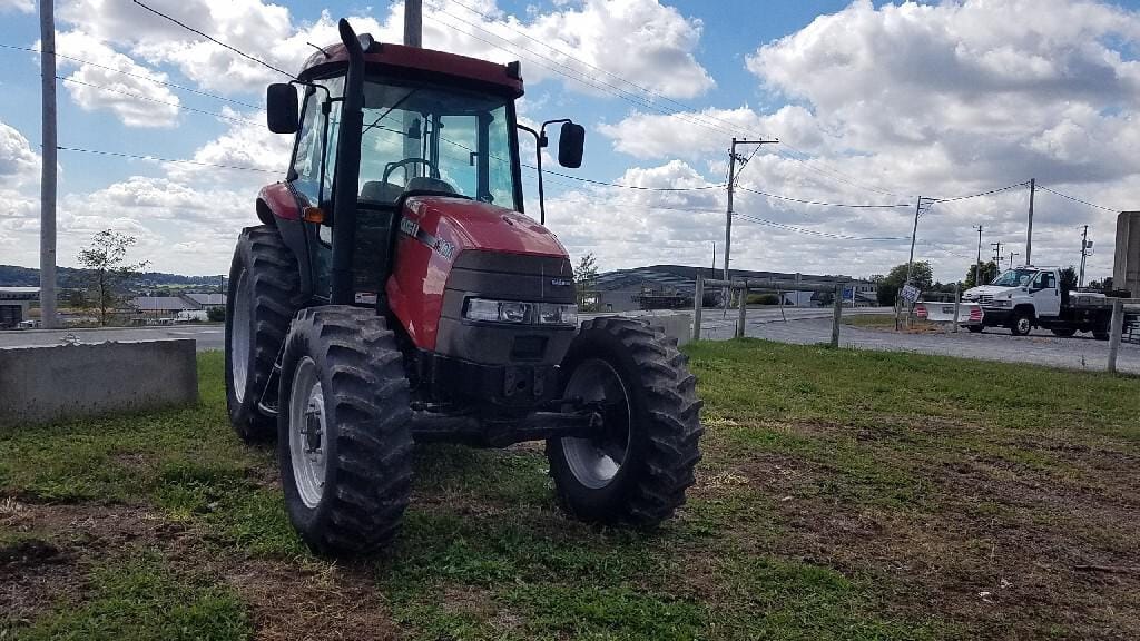 Main image Case IH Farmall 110A