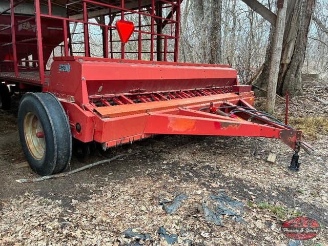 Image of Case IH 5300 equipment image 2