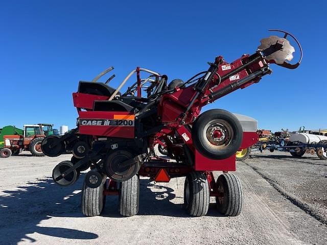 Image of Case IH 1200 equipment image 4