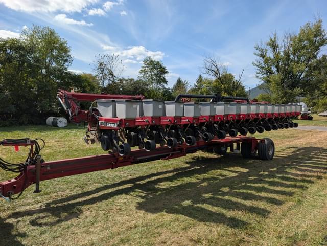 Image of Case IH 1200 equipment image 1