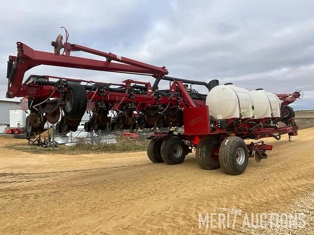 Image of Case IH 1200 equipment image 4