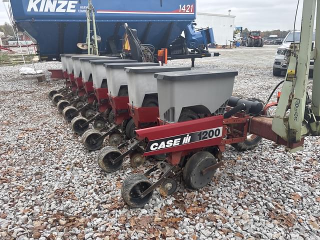 Image of Case IH 1200 equipment image 1