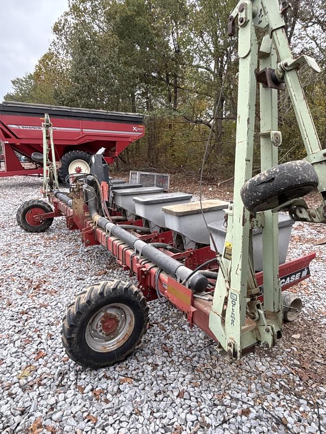 Image of Case IH 1200 equipment image 4