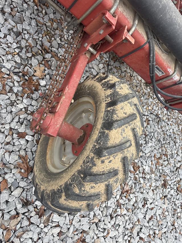 Image of Case IH 1200 equipment image 4