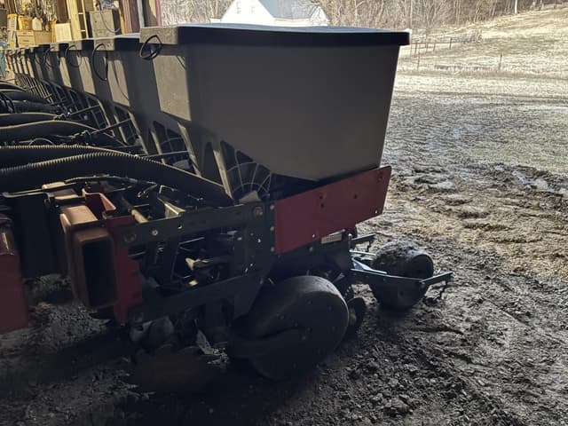 Image of Case IH 1200 equipment image 3