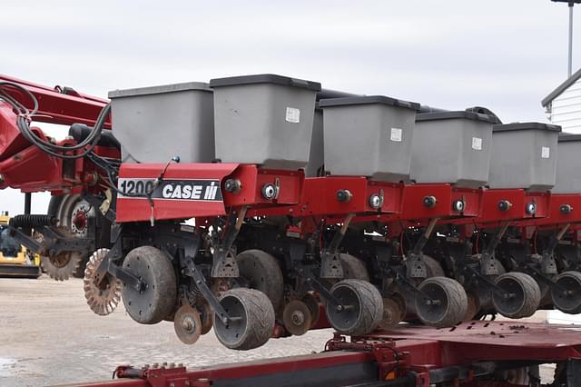 Image of Case IH 1200 equipment image 1