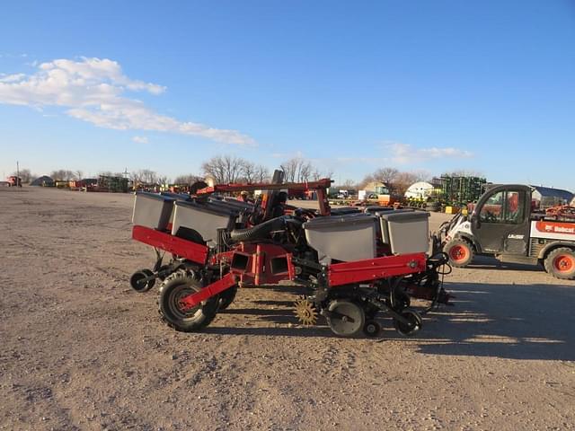 Image of Case IH 1200 equipment image 1