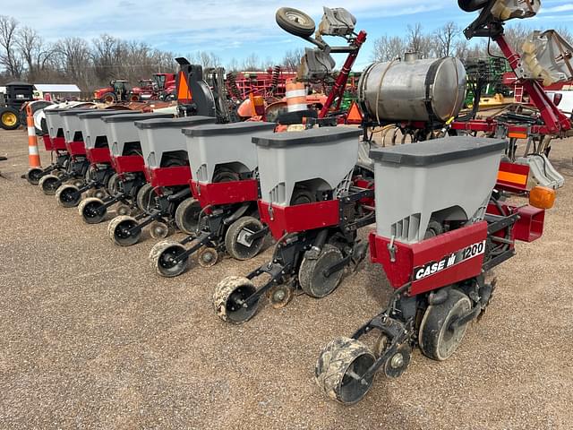 Image of Case IH 1200 equipment image 2