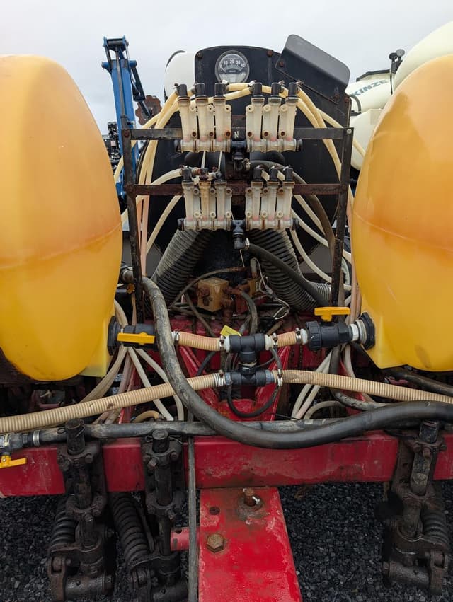 Image of Case IH 1200 equipment image 1