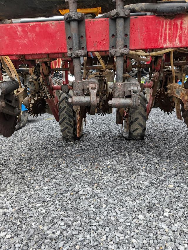 Image of Case IH 1200 equipment image 3