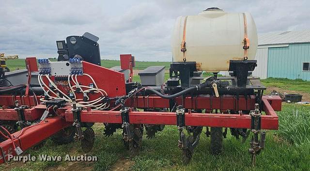 Image of Case IH 1200 equipment image 1