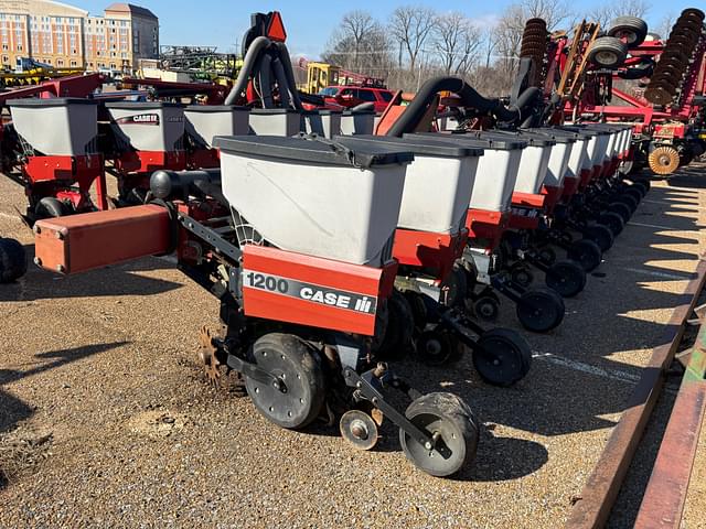 Image of Case IH 1200 equipment image 4