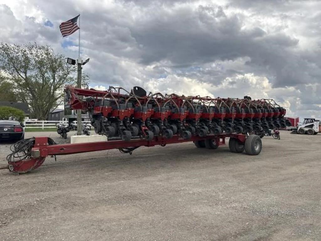 Image of Case IH 1200 Primary image
