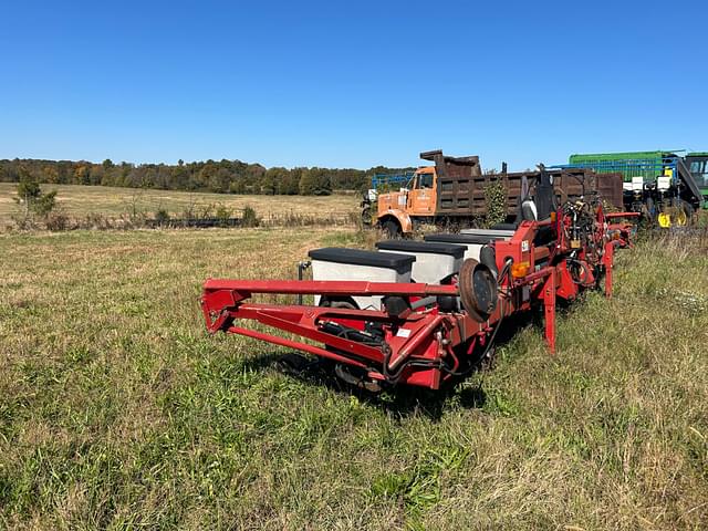 Image of Case IH 1200 equipment image 2