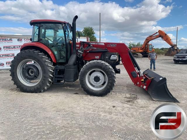 Image of Case IH Farmall 120A equipment image 3