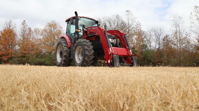 Image of Case IH Farmall 120C equipment image 2