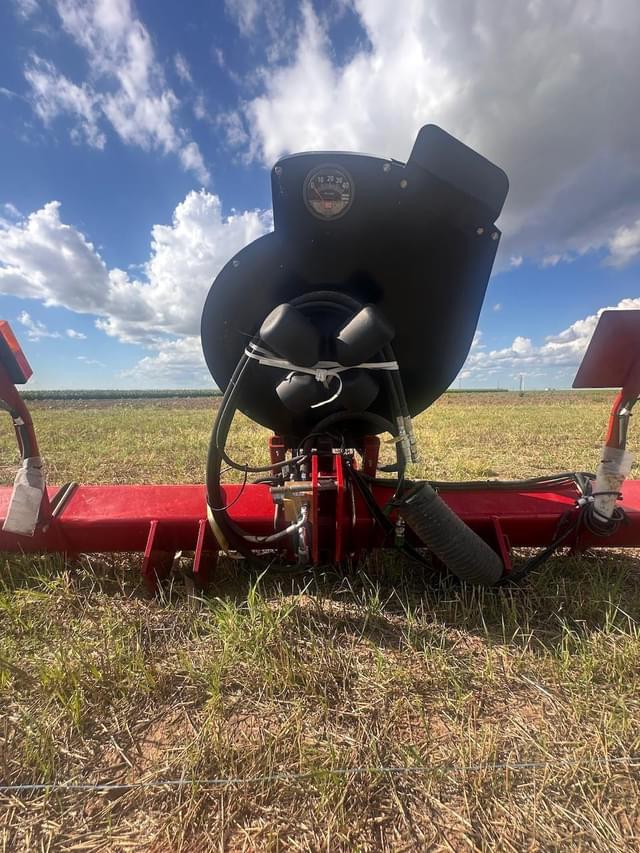Image of Case IH 1210 equipment image 2