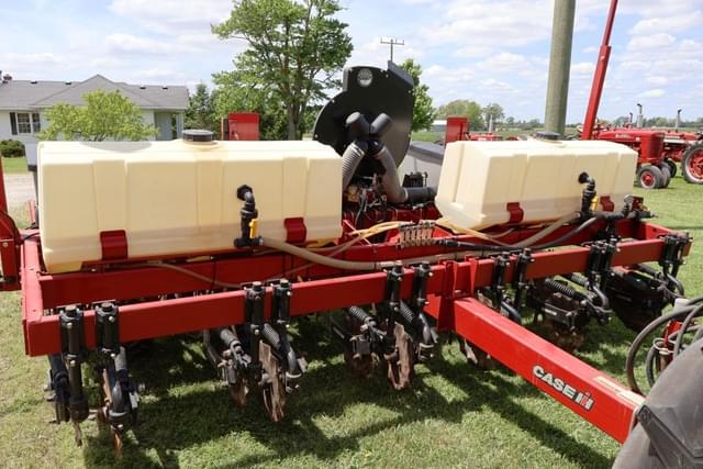 Image of Case IH 1220 equipment image 4