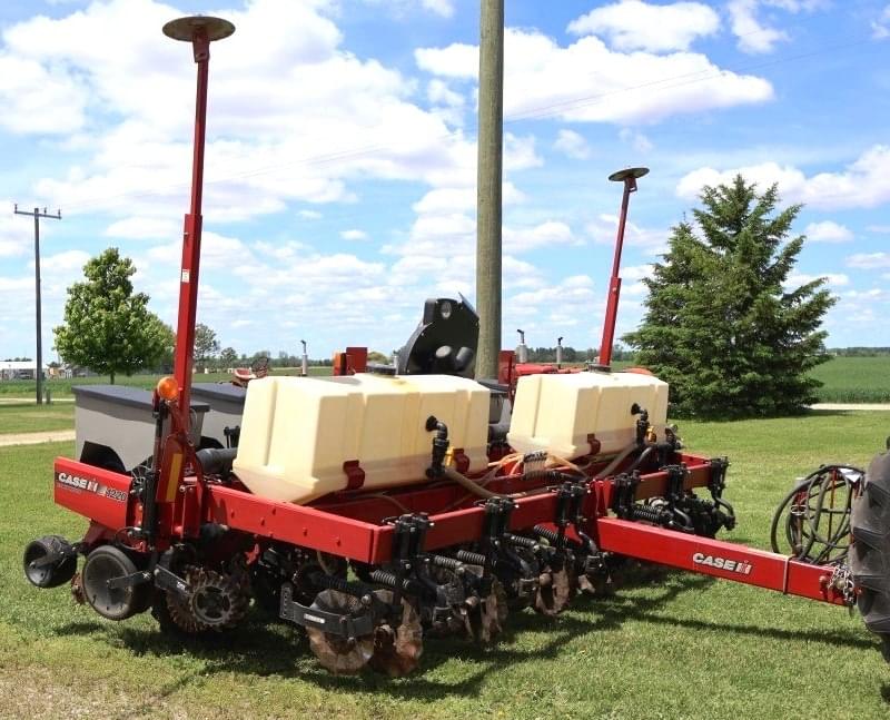 Image of Case IH 1220 Primary image