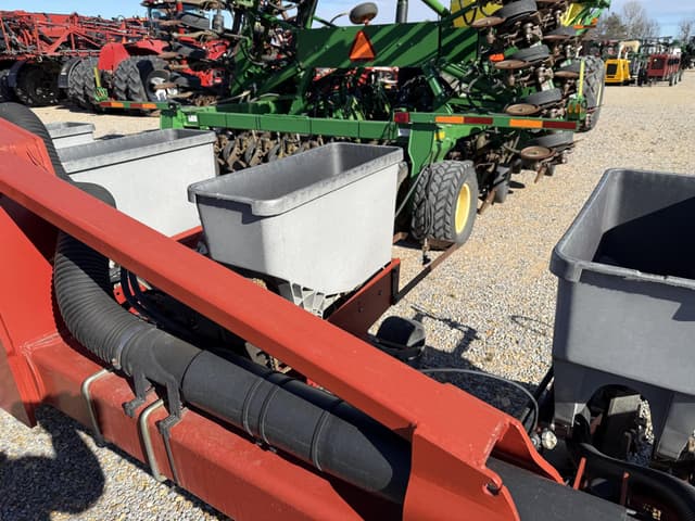 Image of Case IH 1230 equipment image 4
