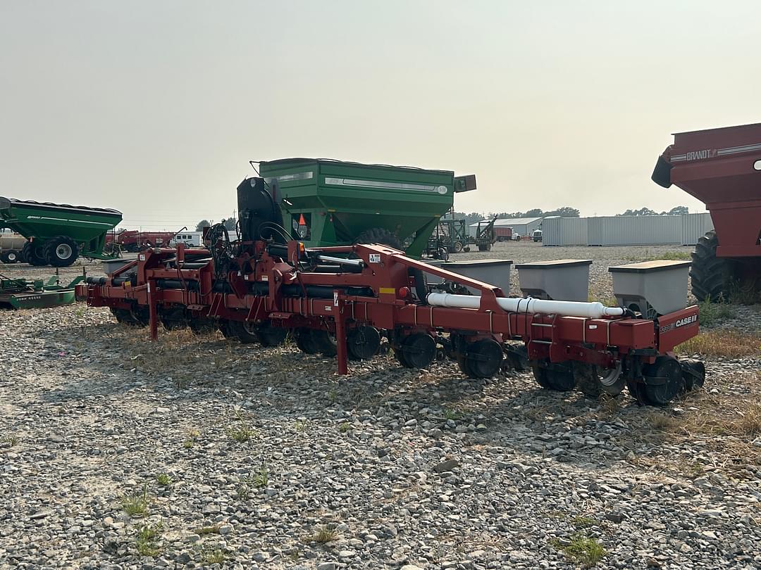 Image of Case IH 1230 Primary image