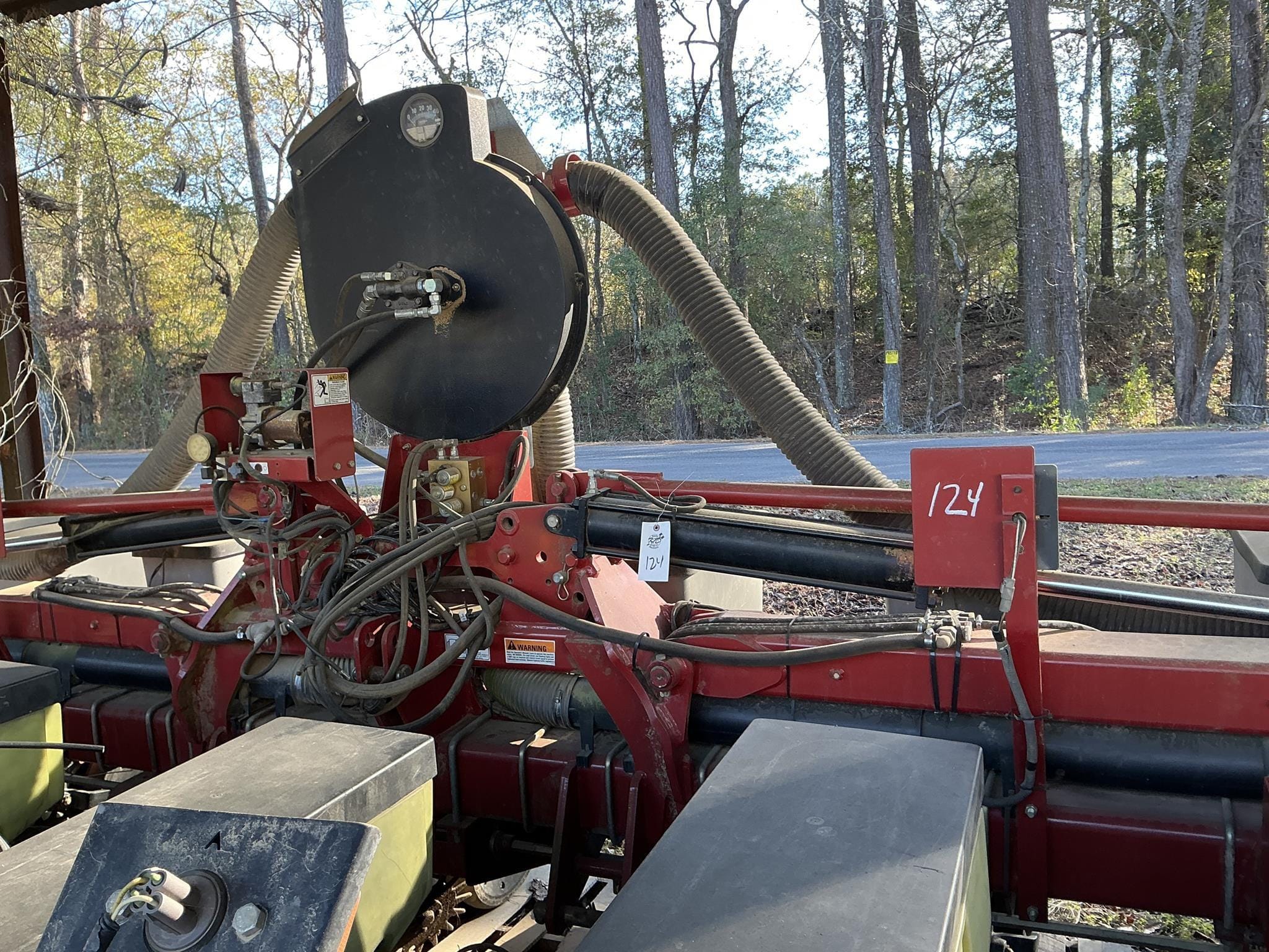 Case IH 1230 Equipment Image0