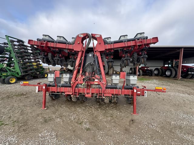 Image of Case IH 1230 equipment image 2