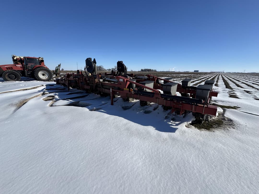 Image of Case IH 1230 Primary image