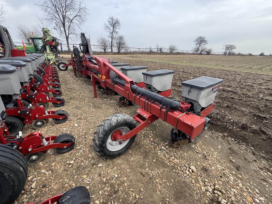 Image of Case IH 1235 Primary image