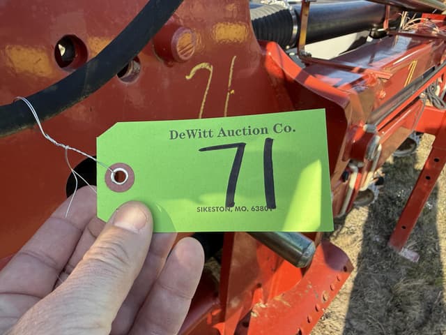 Image of Case IH 1235 equipment image 2