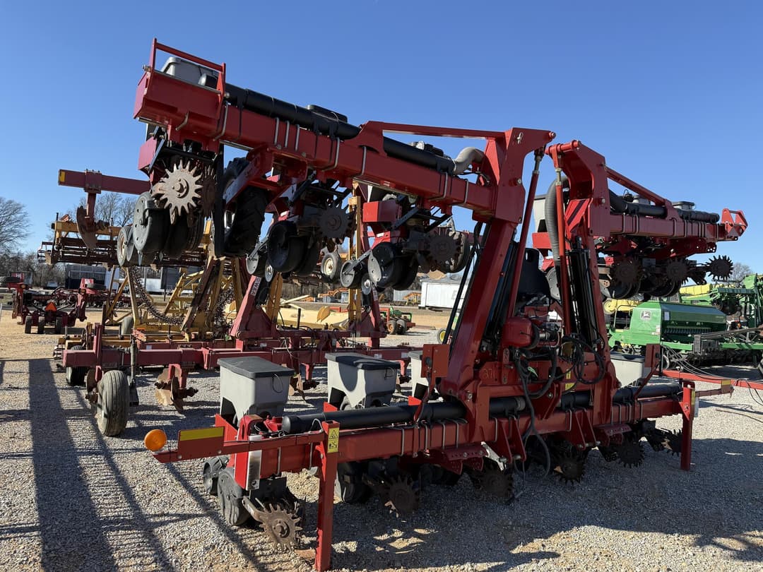 Image of Case IH 1235 Primary image