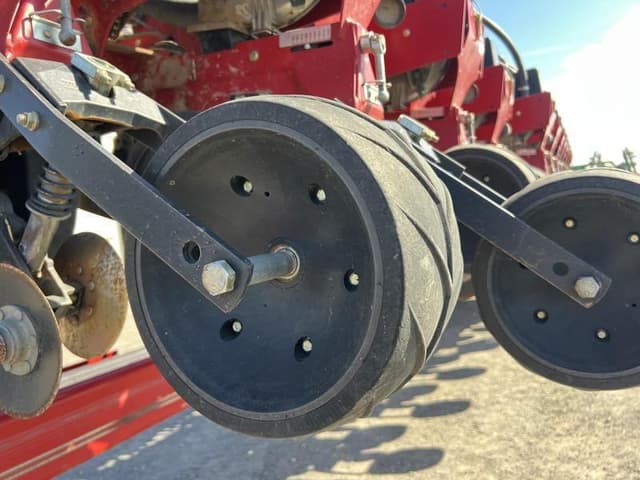 Image of Case IH 1240 equipment image 4