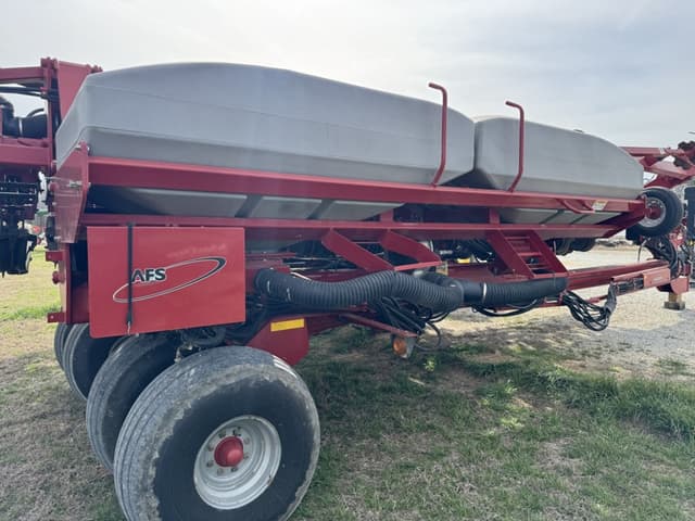 Image of Case IH 1240 equipment image 4