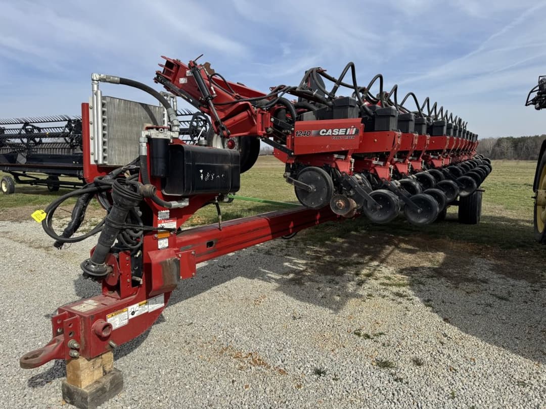 Image of Case IH 1240 Primary image