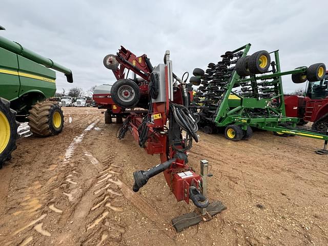 Image of Case IH 1245 equipment image 4