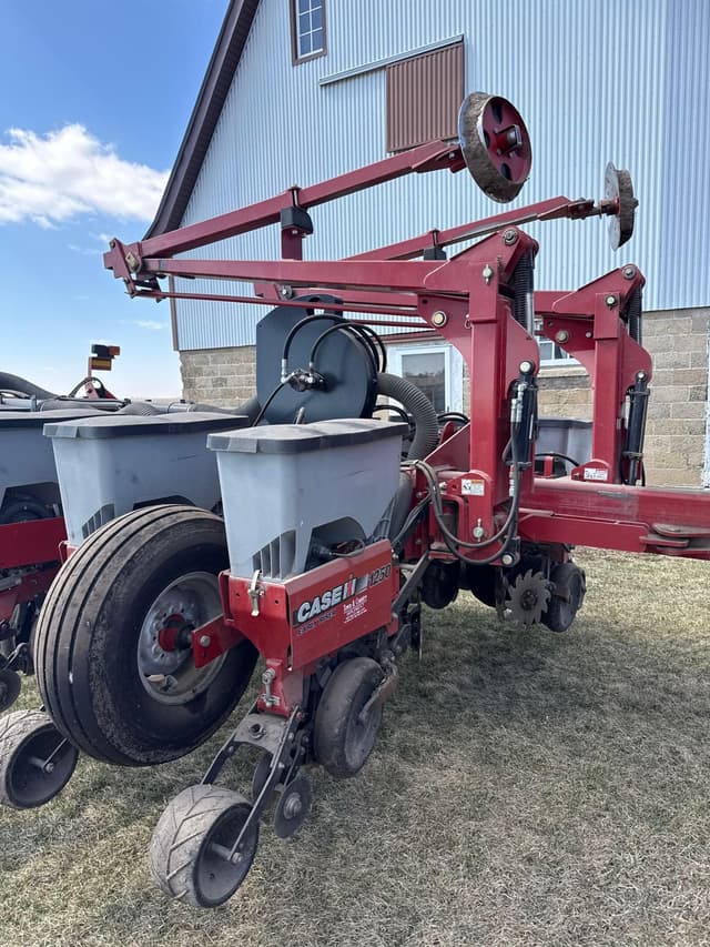 Image of Case IH 1250 equipment image 4