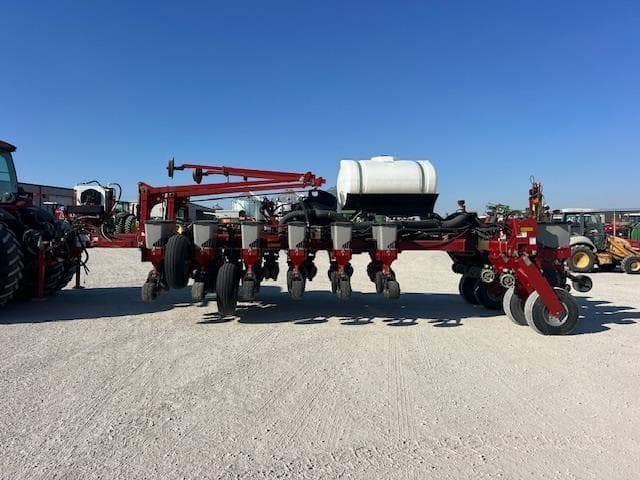 Image of Case IH 1250 equipment image 2