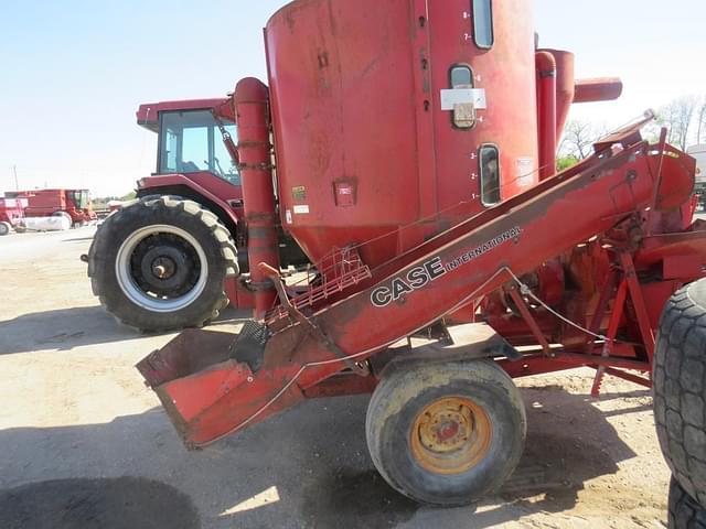 Image of Case IH 1250 equipment image 1
