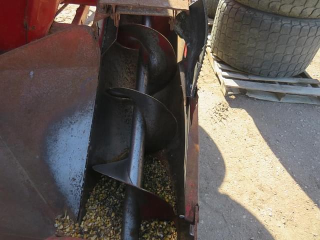 Image of Case IH 1250 equipment image 3