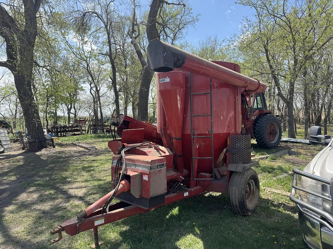 Image of Case IH 1250 Primary image
