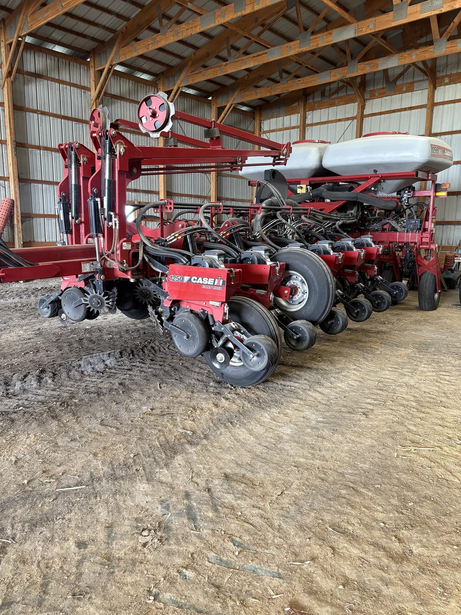 Case IH Early Riser 1250 Equipment Image0