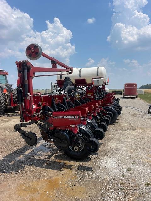 Image of Case IH 1250 equipment image 1